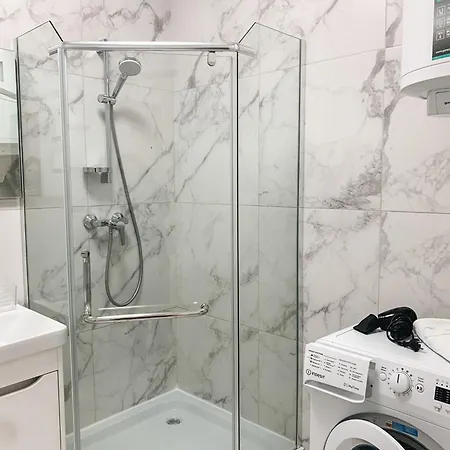 アパート Domovik Myru St. 11s/21 *