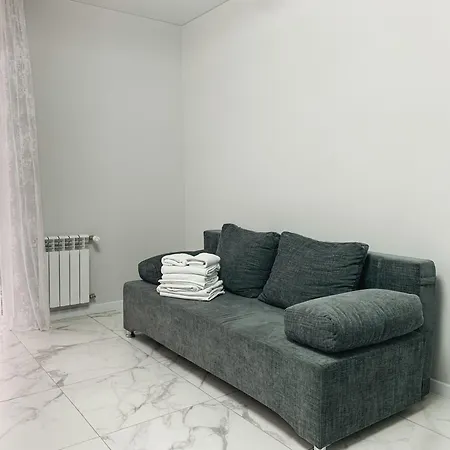 Domovik Myru St. 11s/21 Mukačevo