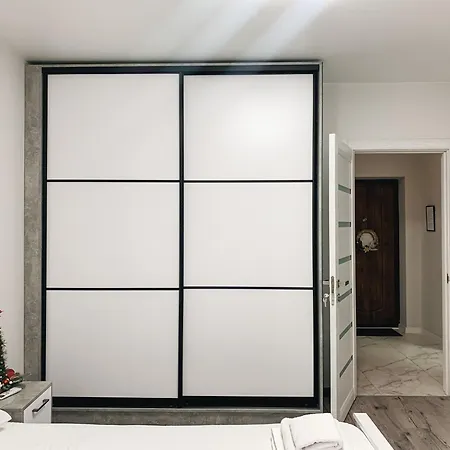 Domovik Myru St. 11s/21