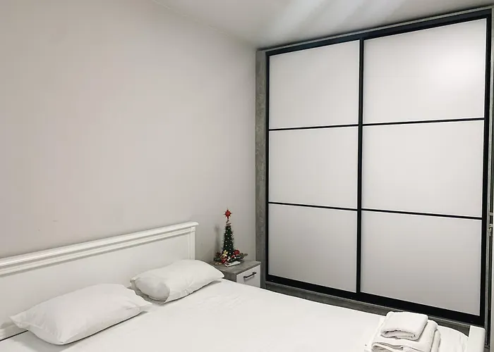 Domovik Myru St. 11s/21 *